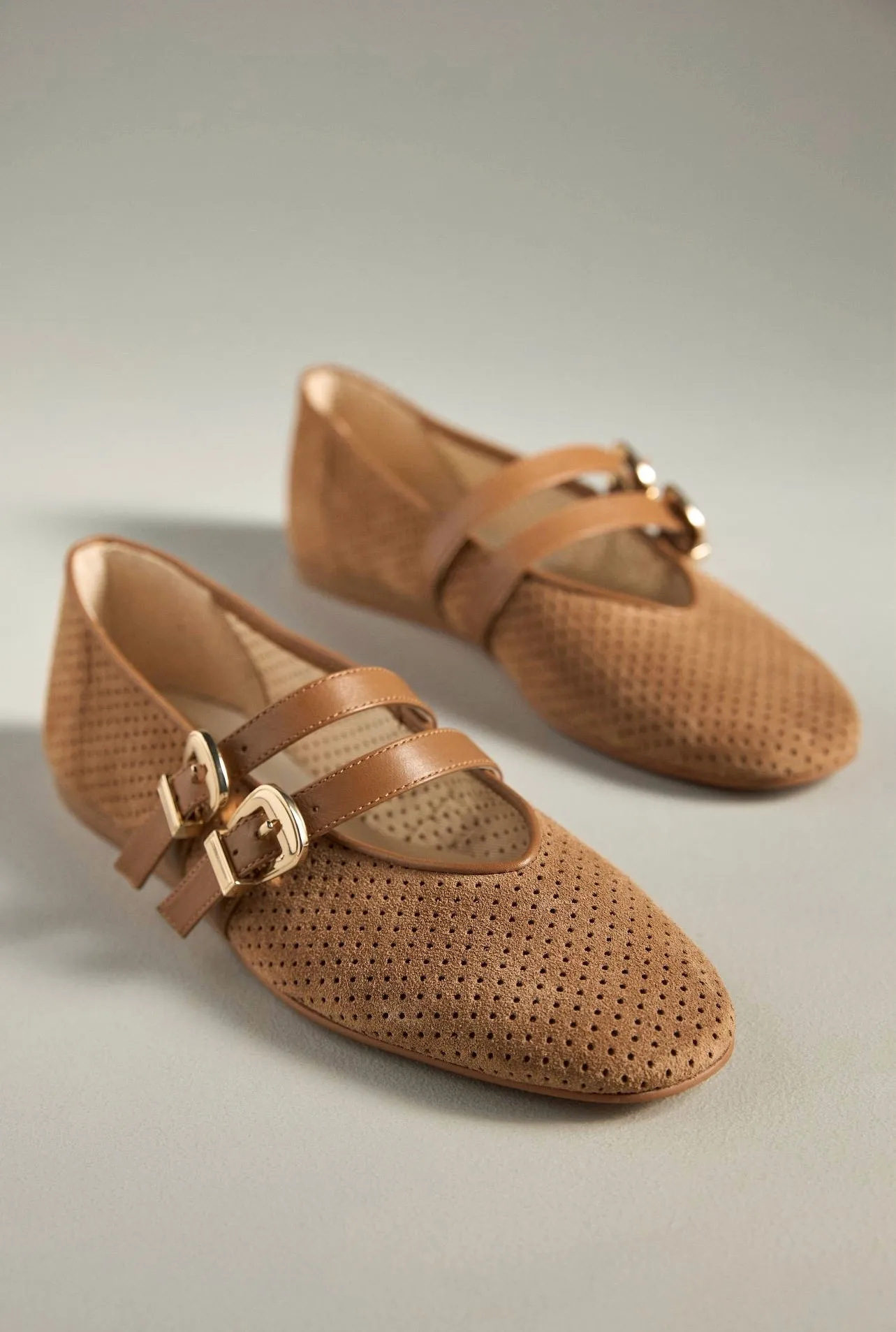 BAYLEE | PERFORATED SUEDE