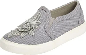 Comfortview Women's Wide Width The Skyla Sneaker