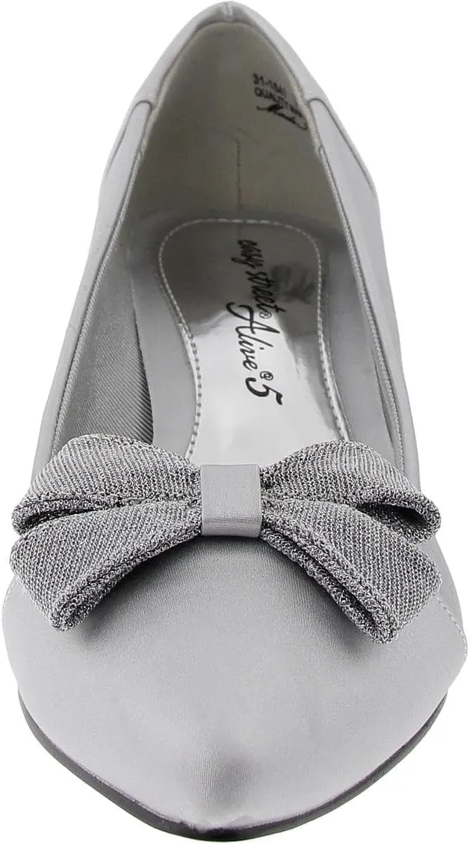 Easy Street Women's Devanna Pump