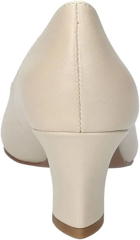 Easy Street Women's Pat Pump