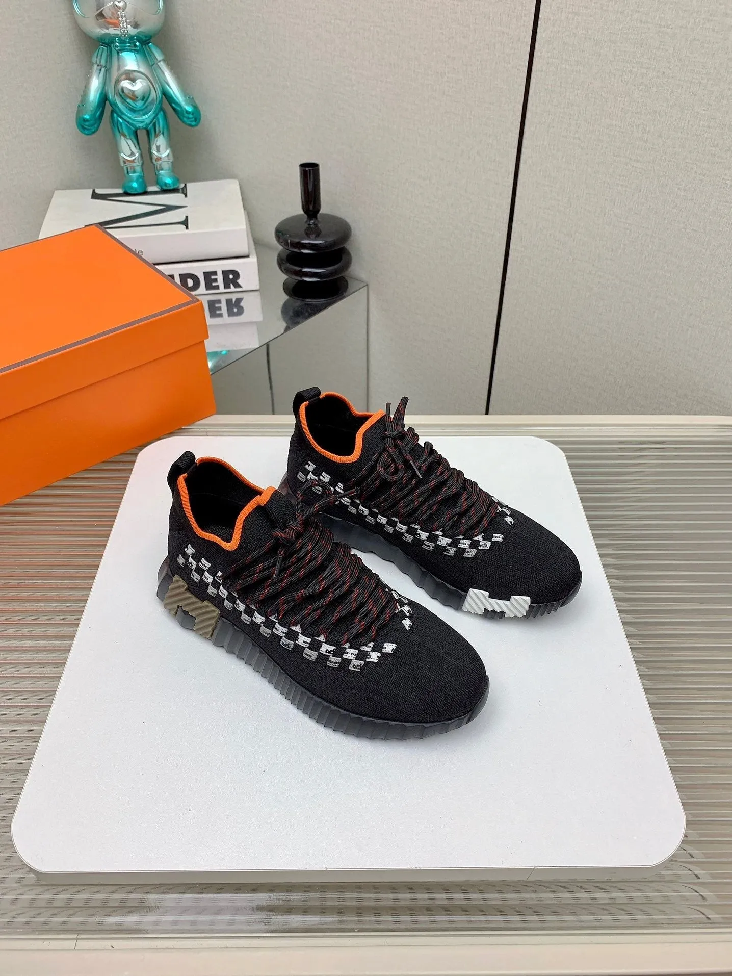 HM Flex slip-on sneaker In Black Woven Fabric 106320