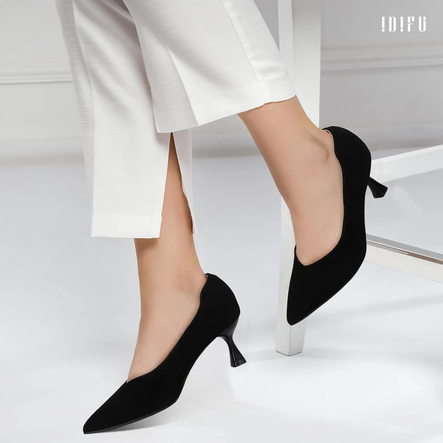 IDIFU IN3 Women's Pumps Kitten Closed Toe Heels Low Pointed Toe Heels Wedding Bridal Office Formal Work Prom Dress Shoes for Women Comfortable Dressy Trendy Cute Pumps Shoes