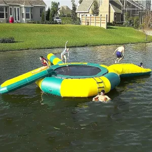 Inflatable Water Trampoline, PVC Leisure Water Bouncer, Portable Bouncing Swimming Platform with Inflatable Water Slide, Water Sports Toy for Lakes, Swimming