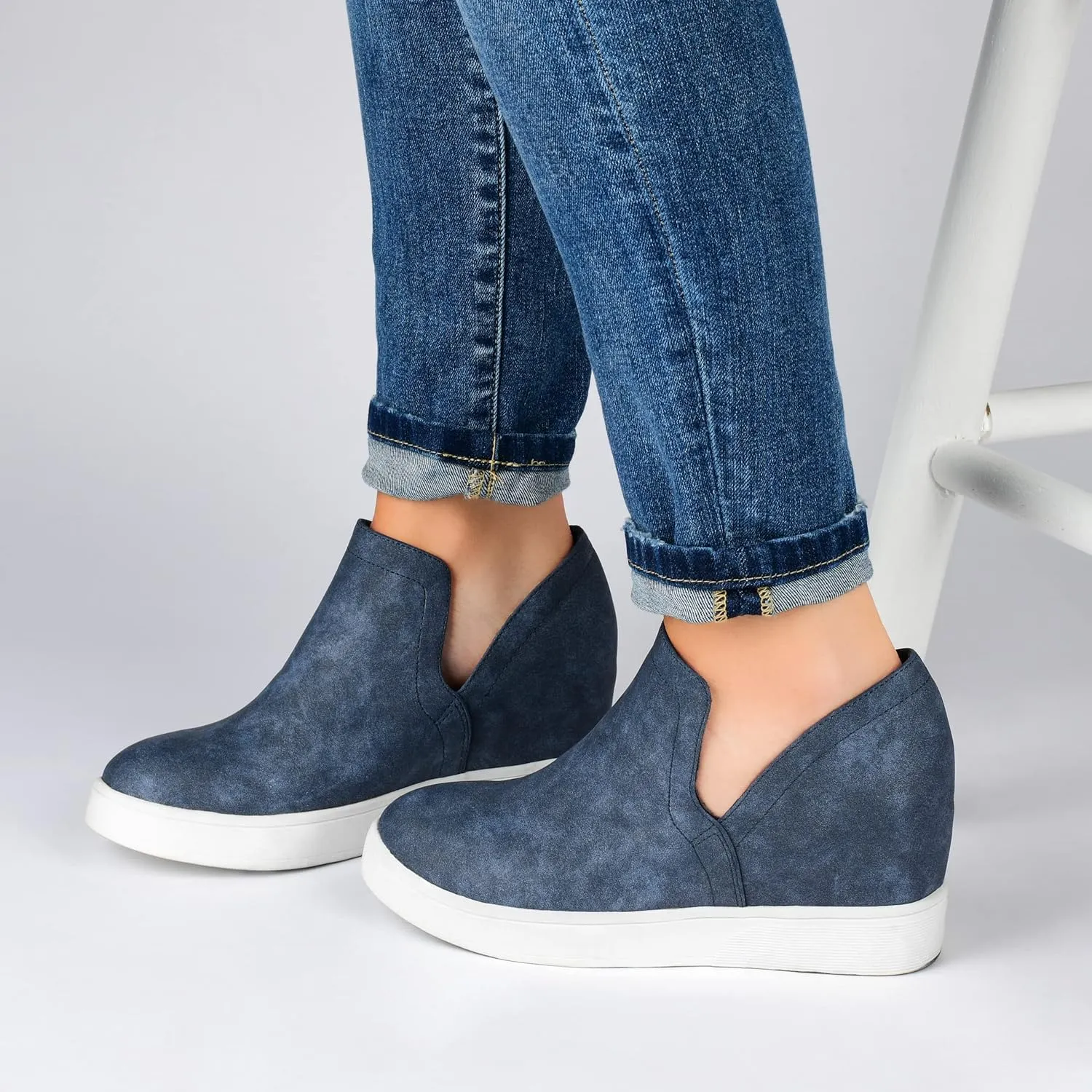 Journee Women's Cardi Sneaker Wedge