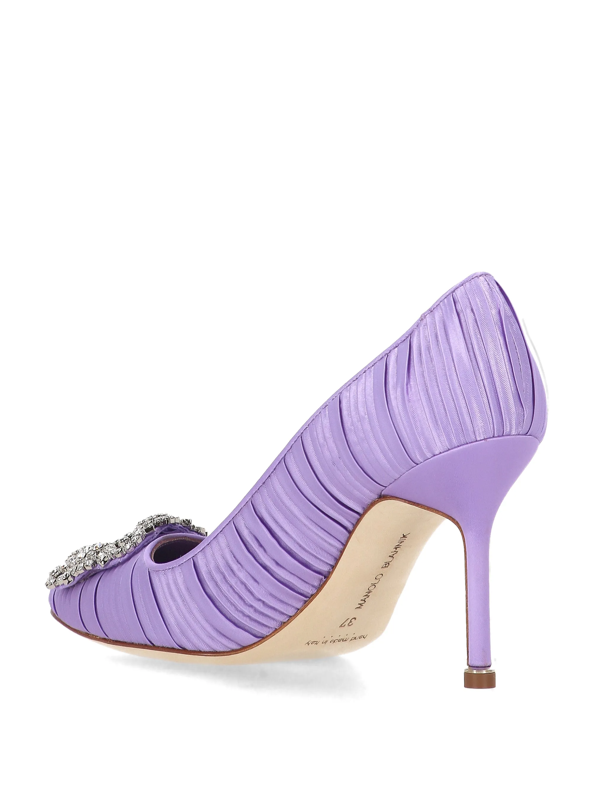 Manolo Blahnik Satin mandel tå spänne pumpar