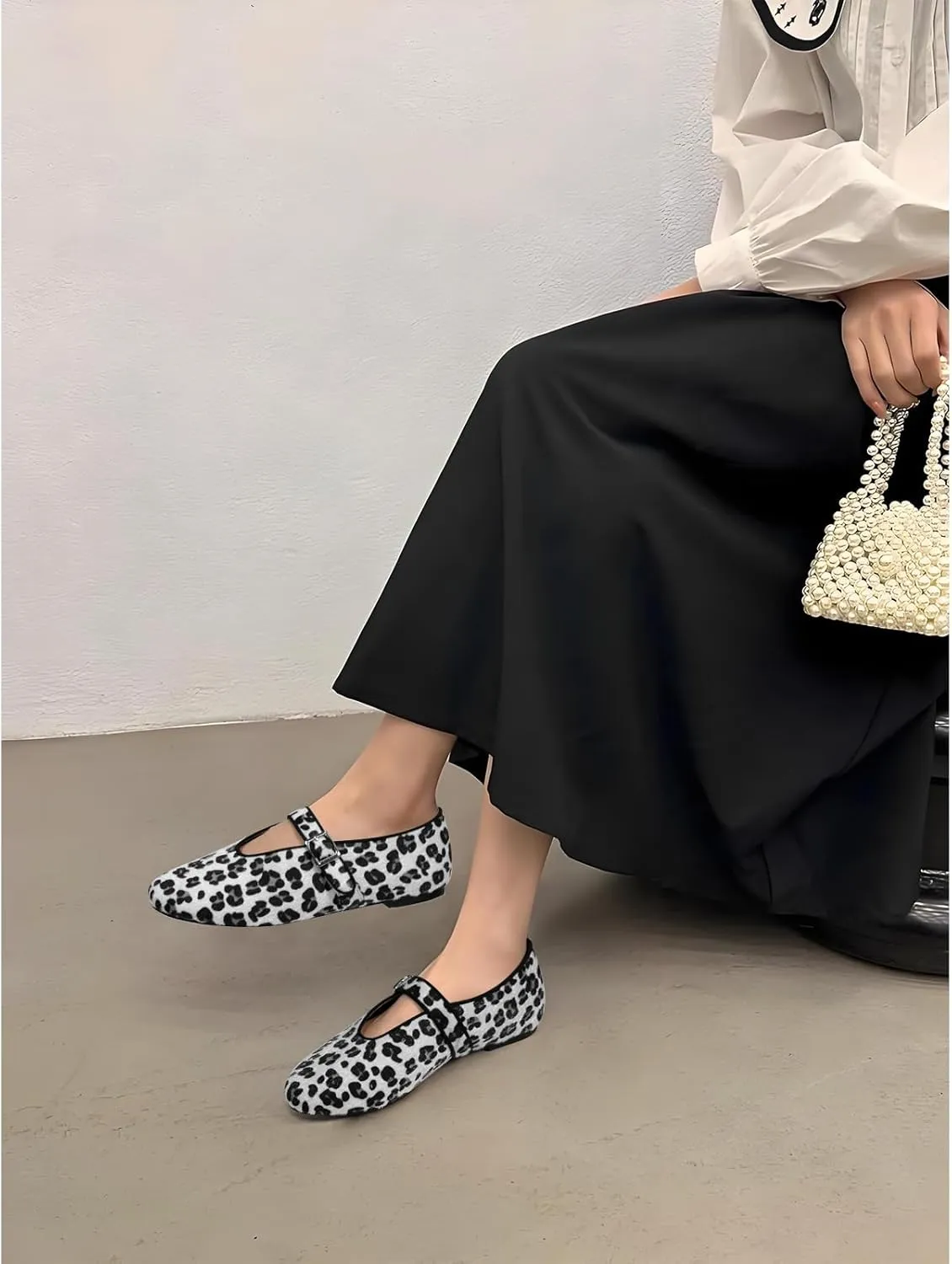 Mary Jane Ballet Flats for Women Buckle Strap Round Toe Suede Wide Width Flats Casual Ballerina Shoes
