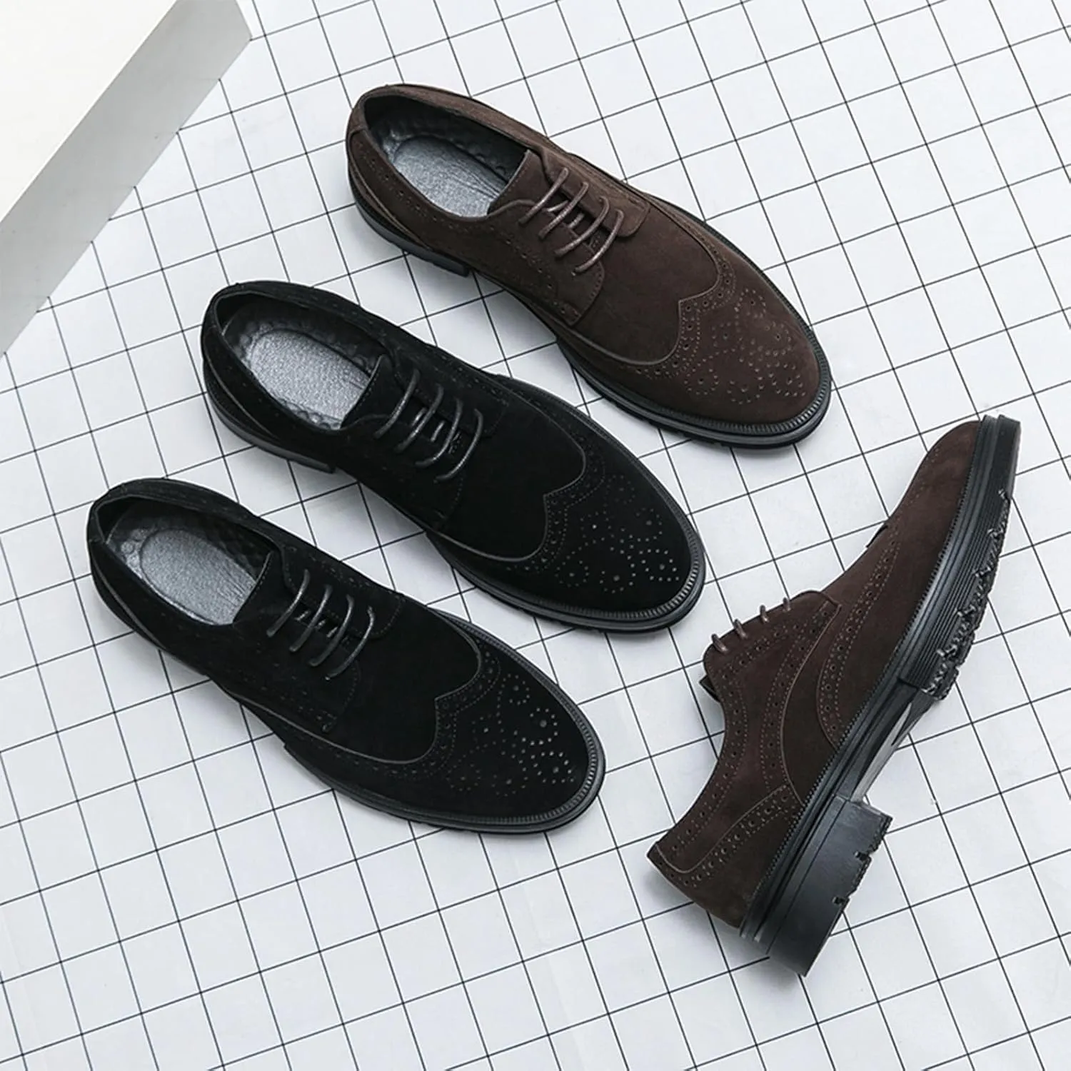 Men's Suede Lace Up Wingtip Oxford Shoes Classic Brogues Business Dress Shoes Fashion Comfortable Platform Derby Formal Shoes