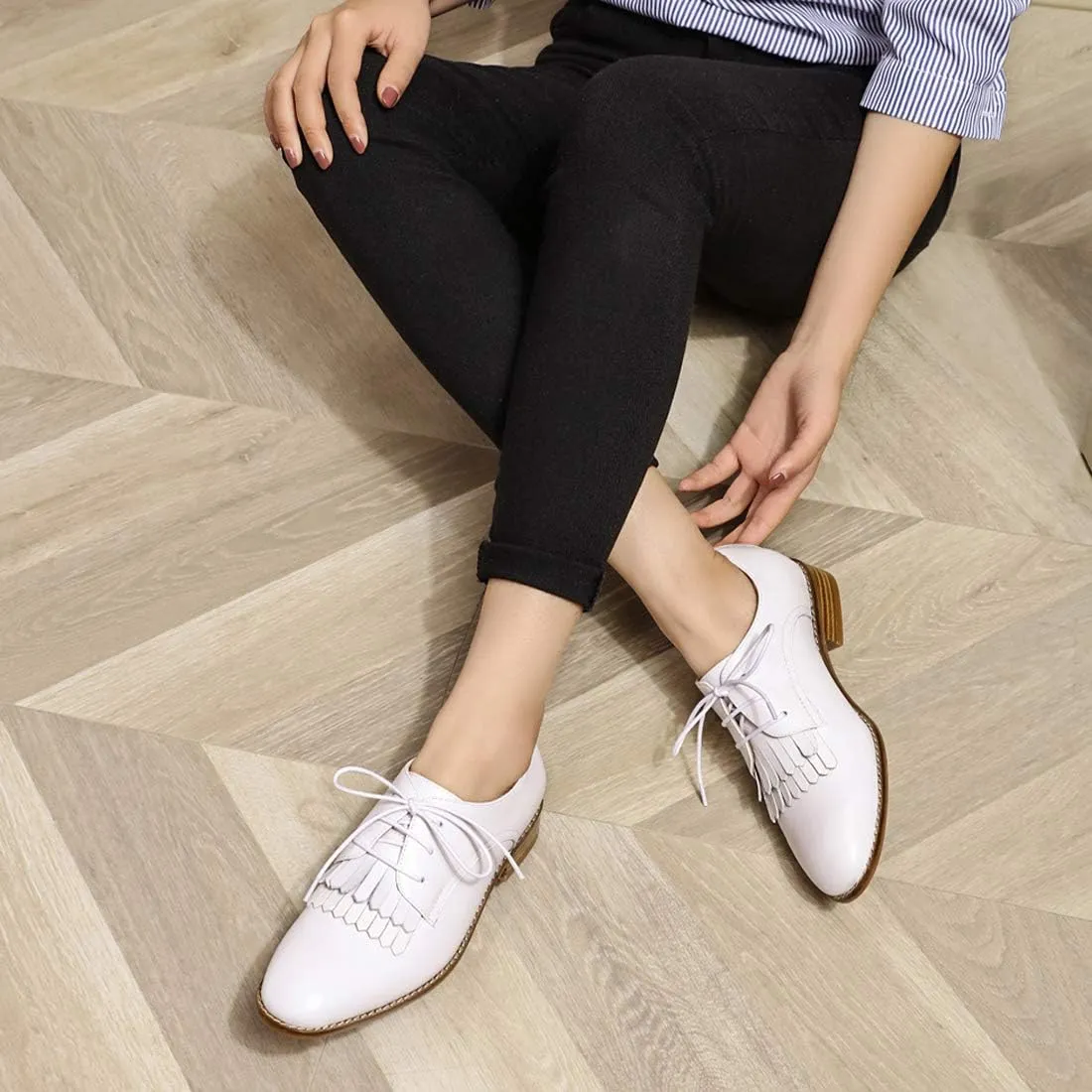 Mona flying Women's Tassel Oxfords Derby Comfortable Lace up Leather Flat Office Work Shoes for Ladies