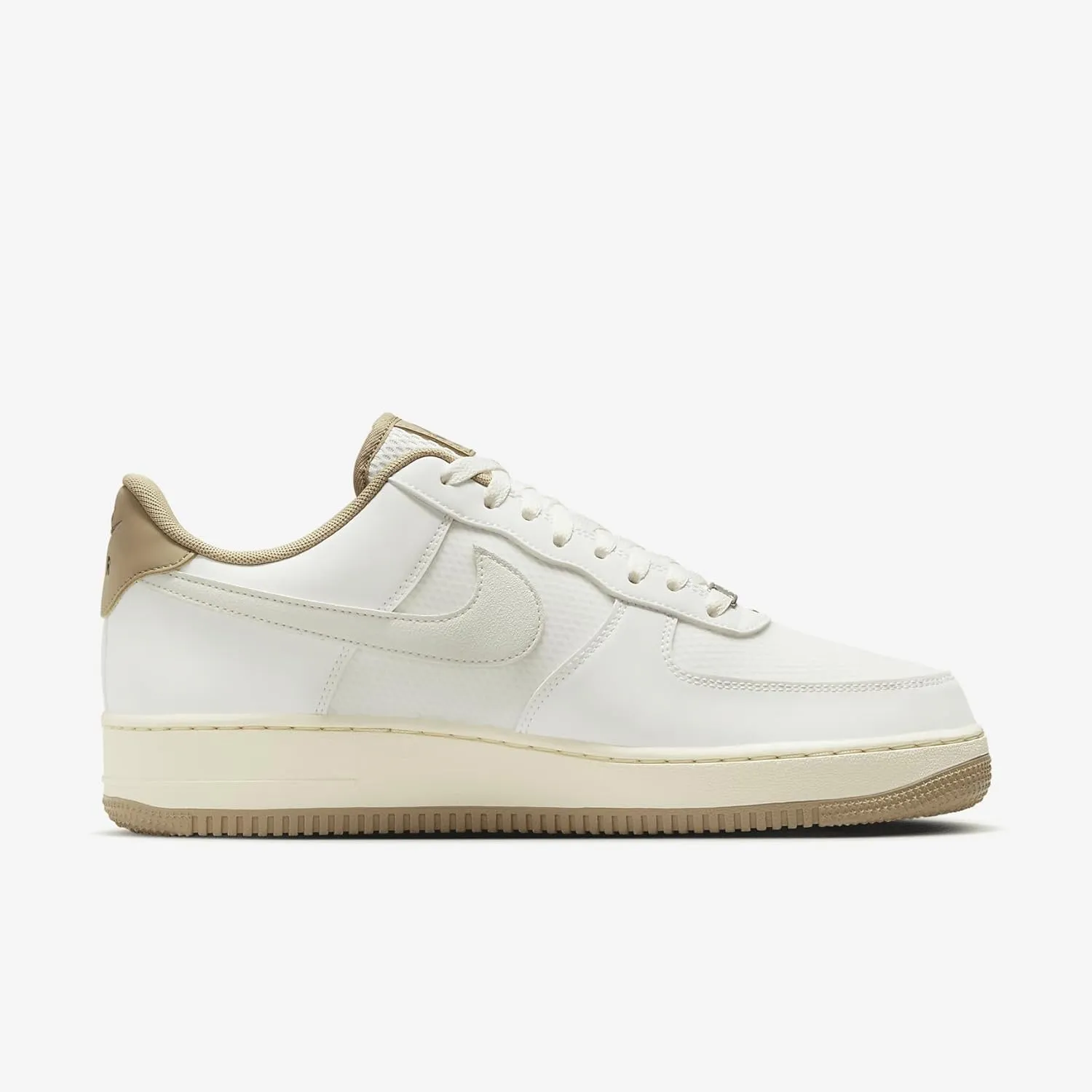 NIKE Men's Sneaker