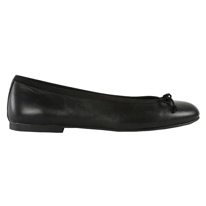 Pearl - Black Leather