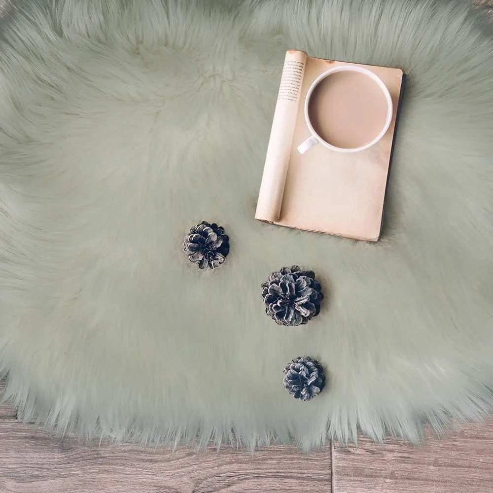 RosieLily Ultra Soft 1.3 x2 Feet Faux Fur Rug, Fluffy Shaggy Area Rug Sheepskin Fur Rug, Grey Fuzzy Rug Machine Washable Shag Rug, Nursery Decor Throw Rugs Carpet for Bedroom, Kids Room, Living Room