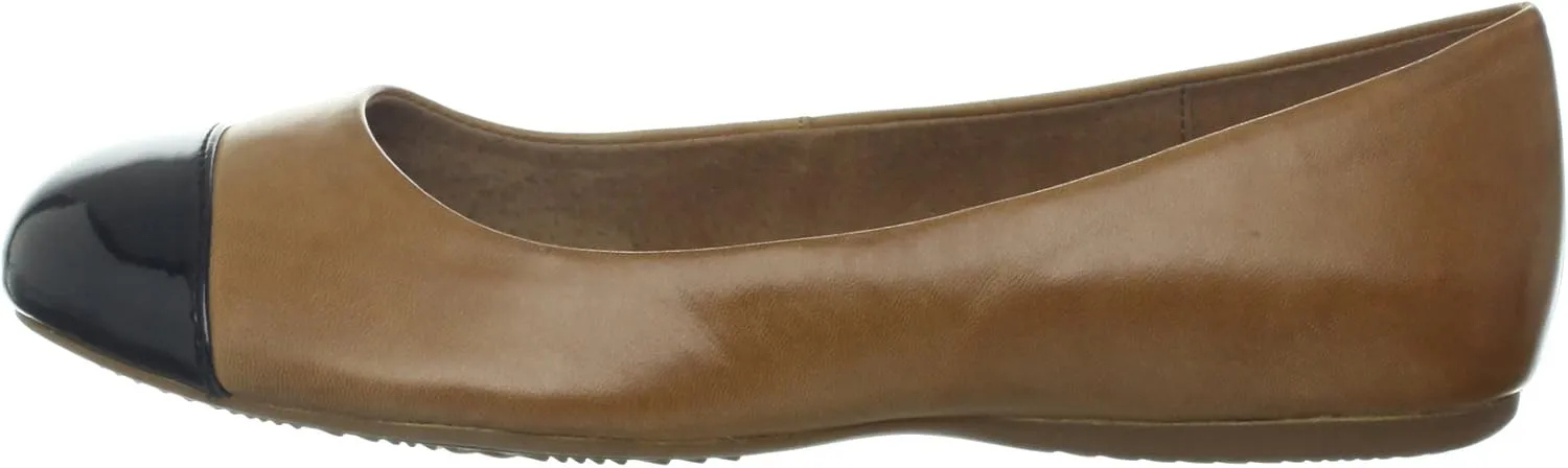 SoftWalk Womens Napa Ballet Flat