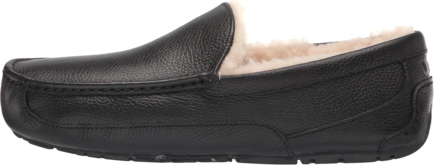 UGG Men's Ascot Slipper