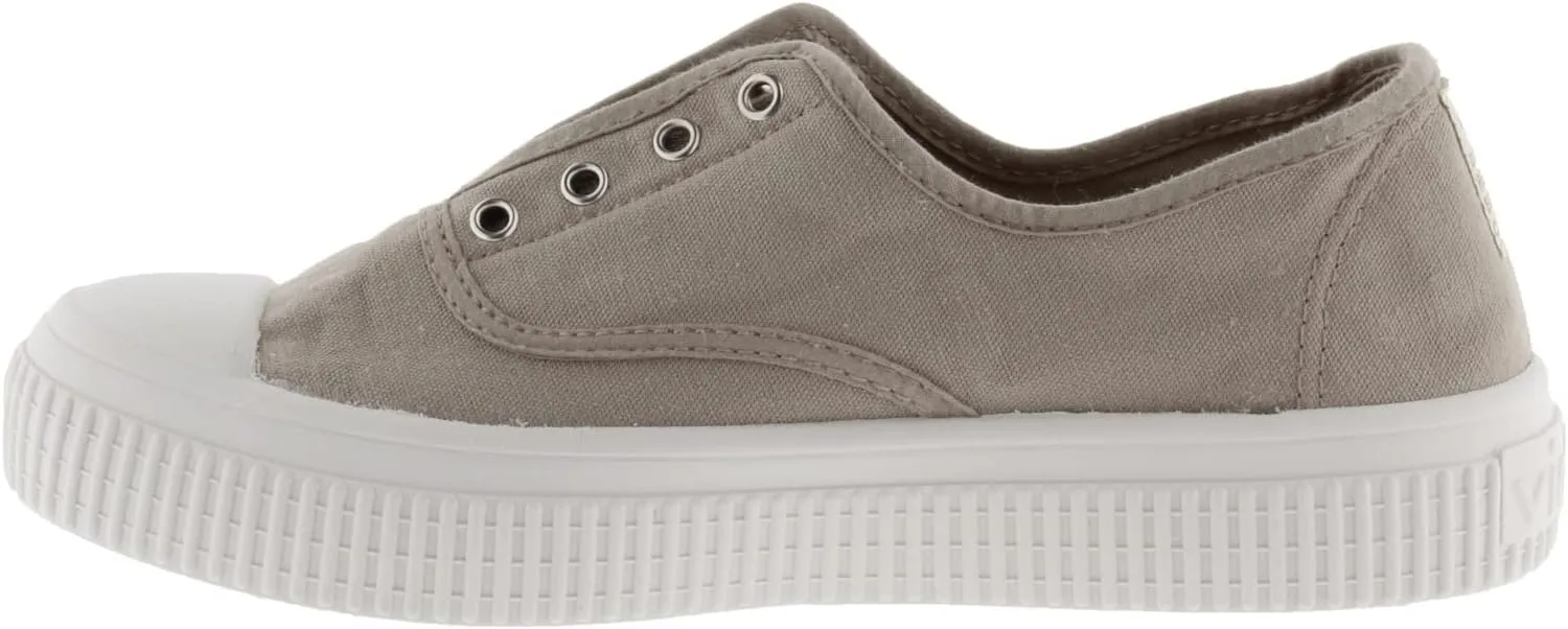 victoria Women's Flat Sneaker