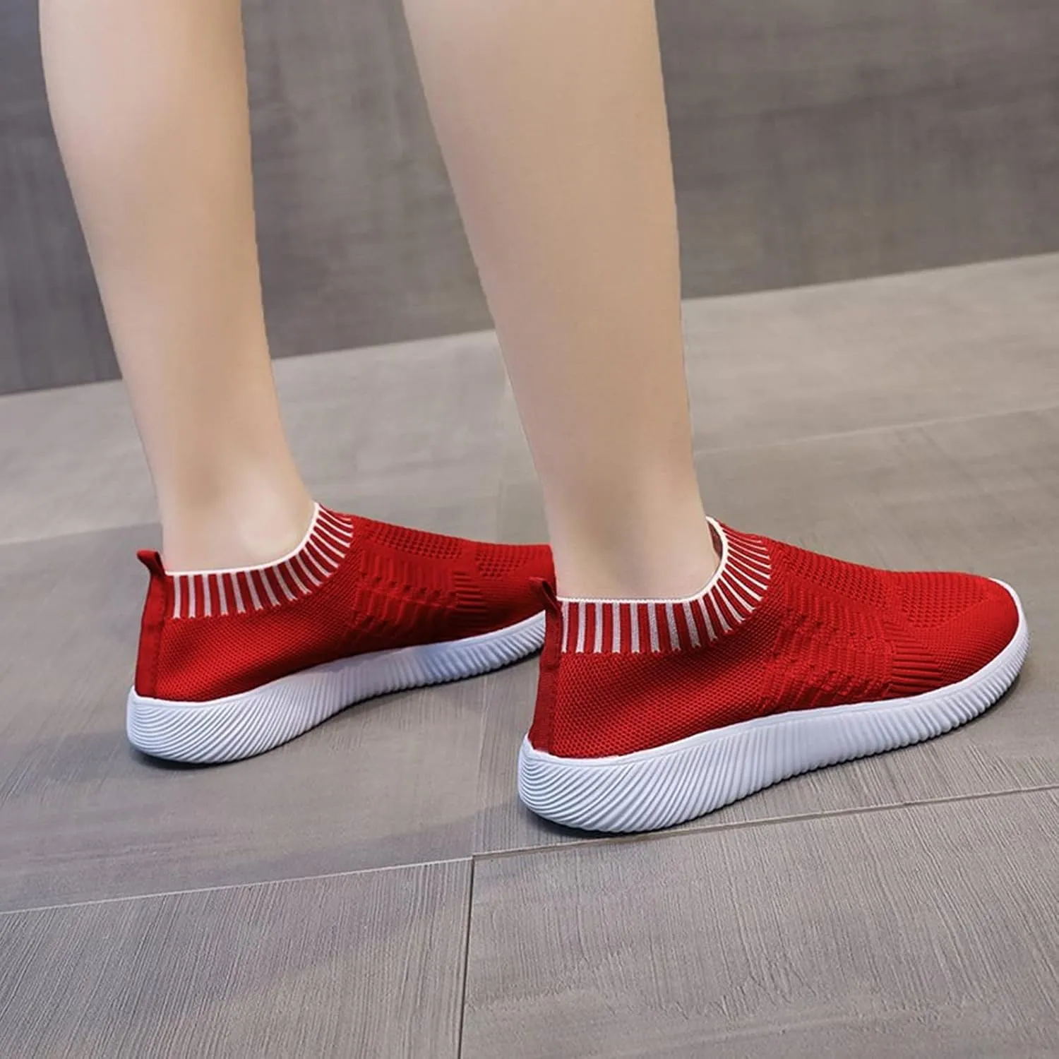 Women Canvas Slip On Sneakers Casual Walking Shoes Lightweight Flat Comfortable Elastic Non Slip Loafers
